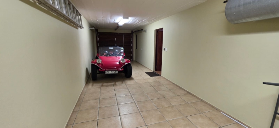 4 Bedroom Property for Sale in Stilbaai Wes Western Cape